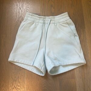 lululemon inner glow shorts